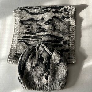 Neck warmer and Hat set